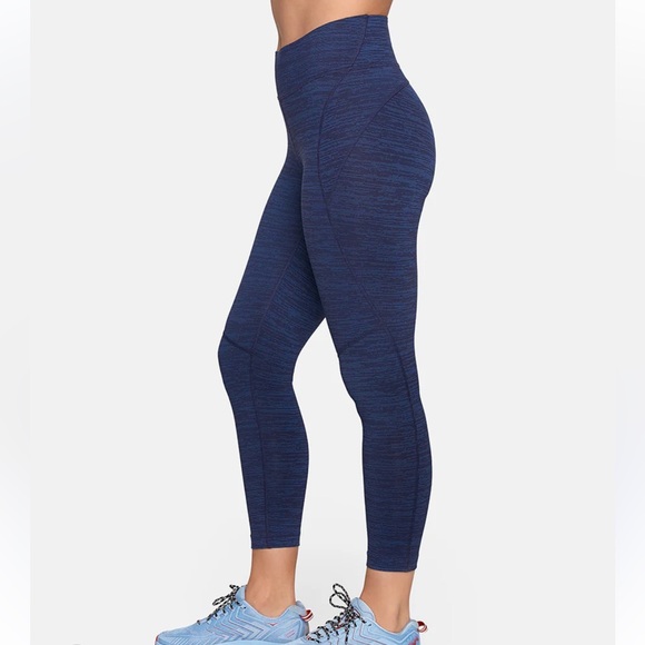 Outdoor Voices TechSwsat 3/4 Laggings - Picture 1 of 3